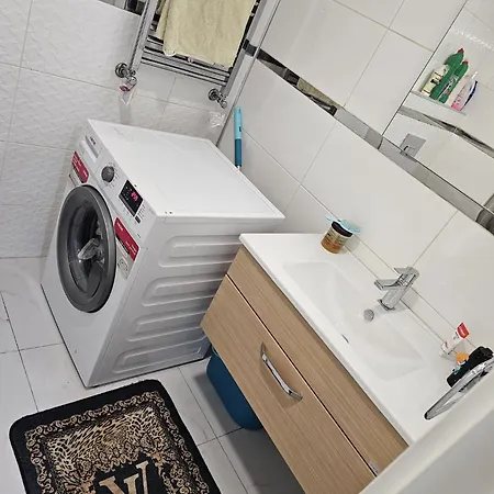 Outstanding 1+1 Bedroom Available